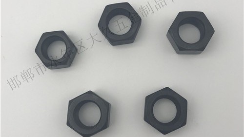 六角螺母太緊怎么擰開？